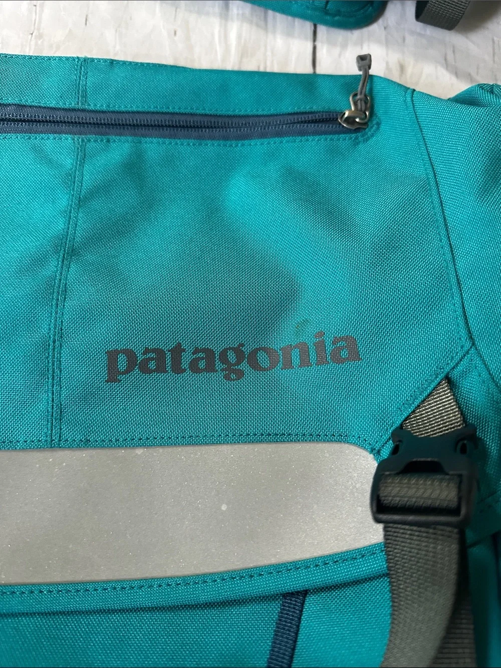 Patagonia Mini Mass Teal and Gray Messenger Bag